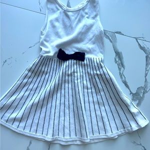 White size 5 Janie and Jack girls dress. Like new